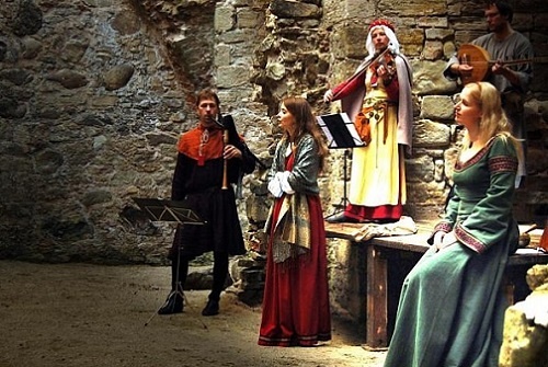 Medieval Concert in Castle Raami Travel.jpg