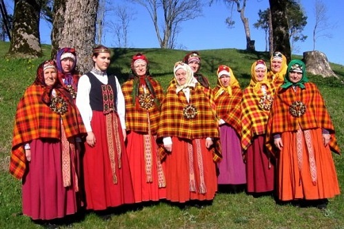 Suits Culture Tours Latvia.jpg