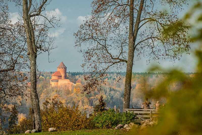 CULTURE, FOOD AND WINE EXPERIENCE IN CESIS AND SIGULDA from Riga 2.jpg